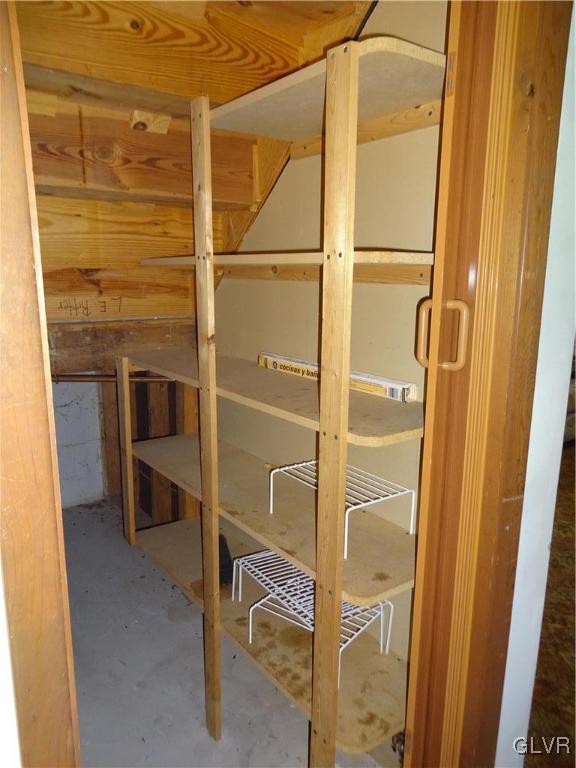 6808 Del Haven Road Bangor, PA 18013 - Photo 33 of 50 Pantry storage
