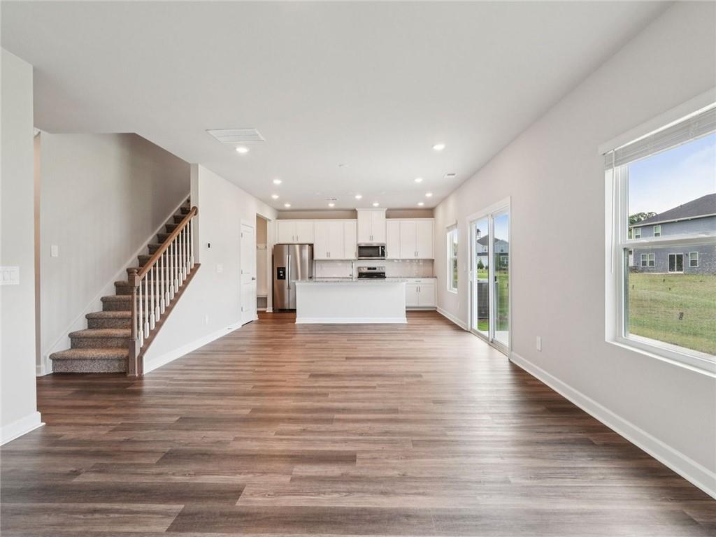 102 Proust Circle Dallas, GA 30132 - Photo 6 of 11