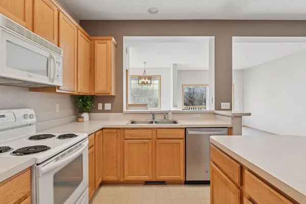 $255,000 | 13847 54th Avenue North, Plymouth, MN 55446