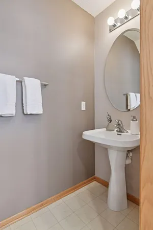 $255,000 | 13847 54th Avenue North, Plymouth, MN 55446