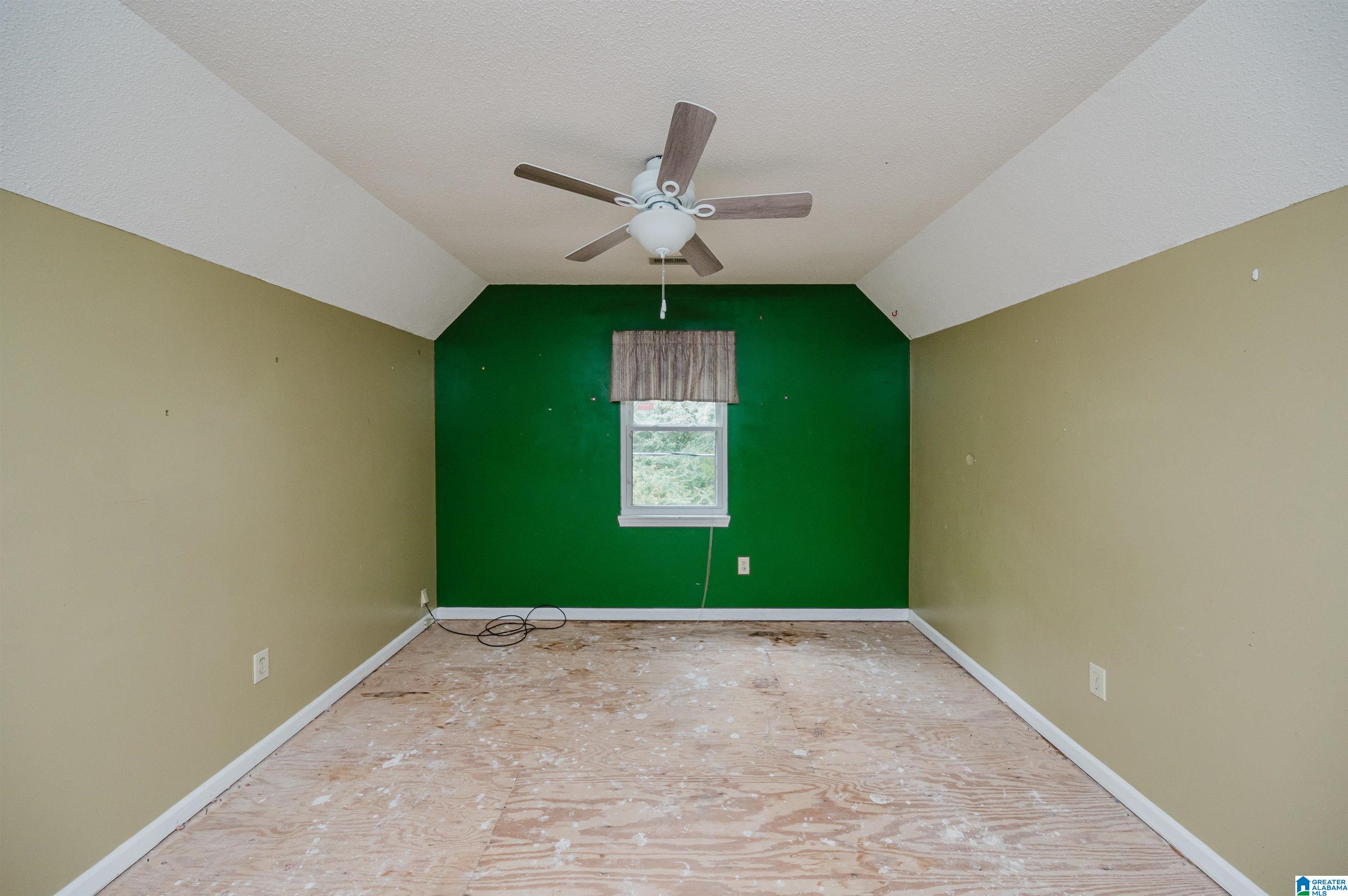 8988 Bankston Road Warrior, AL 35180 - Photo 26 of 47