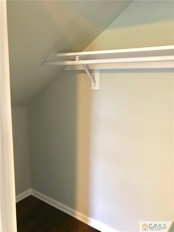 23 Prescott Street Edison, NJ 08817 - Photo 16 of 25 Gallery Image 16