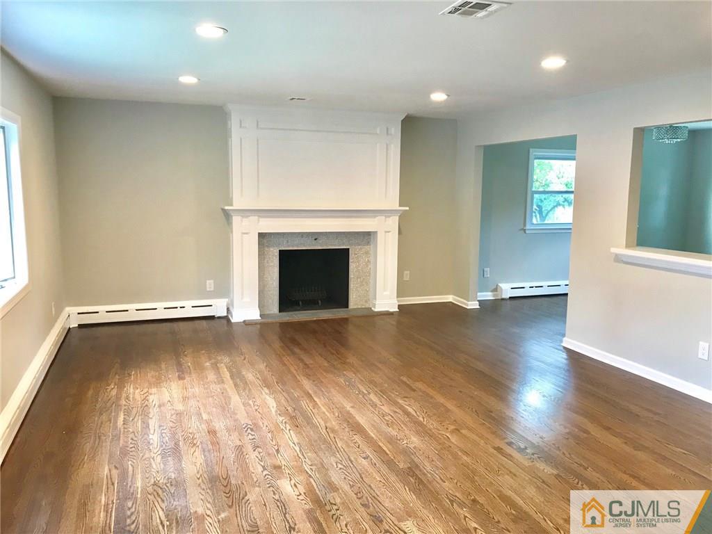 23 Prescott Street Edison, NJ 08817 - Photo 3 of 25 Gallery Image 3