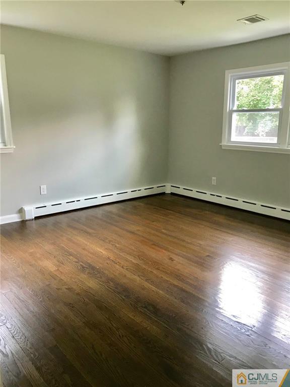 23 Prescott Street Edison, NJ 08817 - Photo 9 of 25 Gallery Image 9