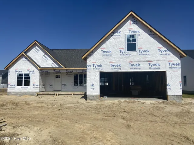 $361,800 | 308 Oleander Drive, Greenville, NC 27858