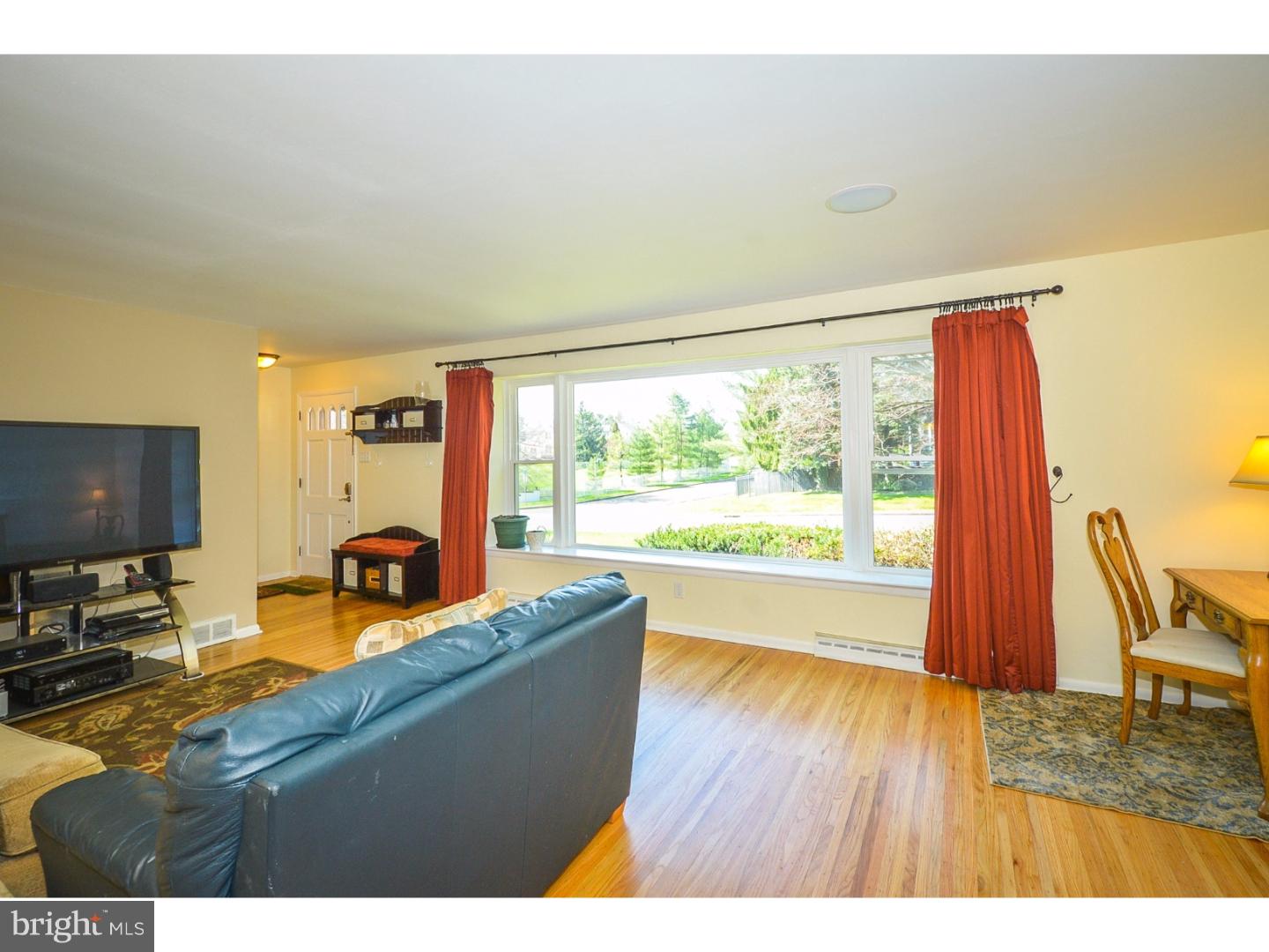 3883 Buck Road Huntingdon Valley, PA 19006 - Photo 6 of 24 Gallery Image 6