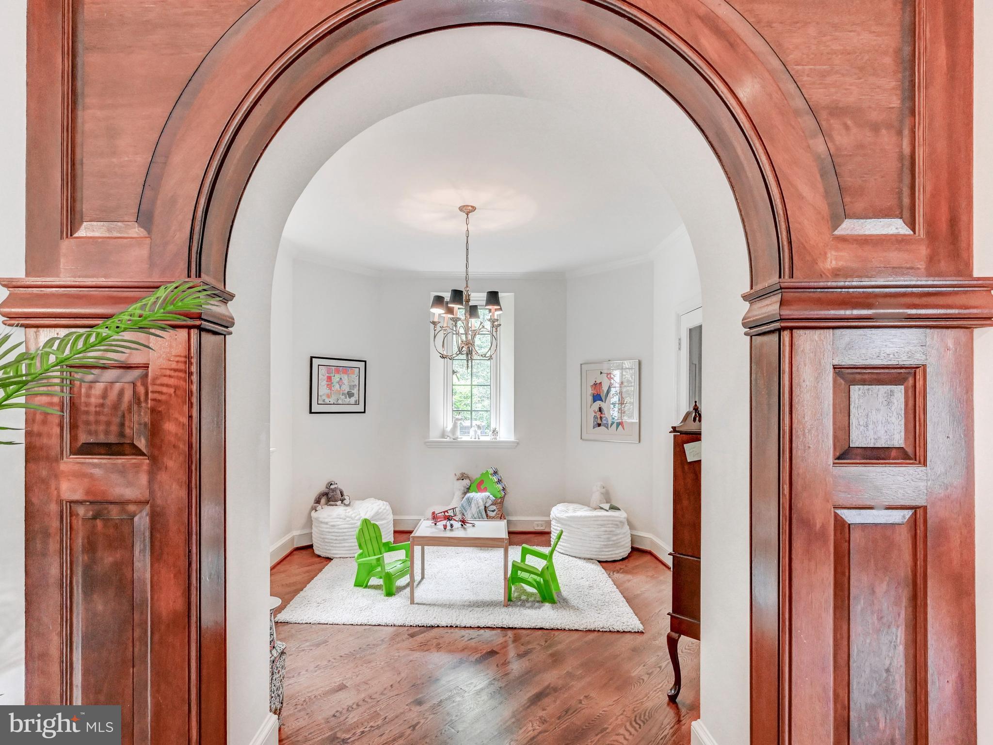 102 Cotswold Road Baltimore, MD 21210 - Photo 17 of 75
