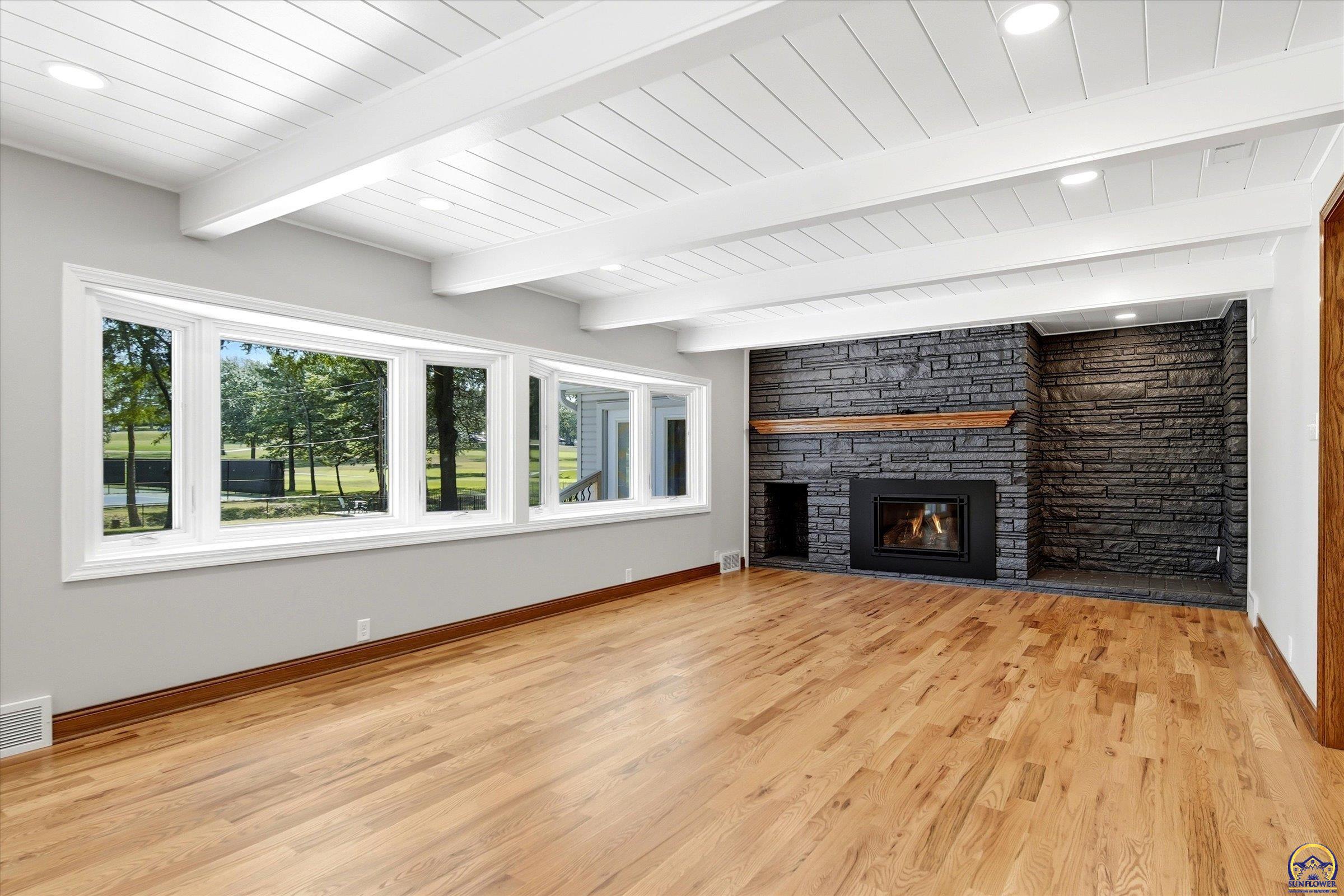 2710 Southwest Burlingame Road Topeka, KS 66611 - Photo 12 of 50 Gallery Image 12