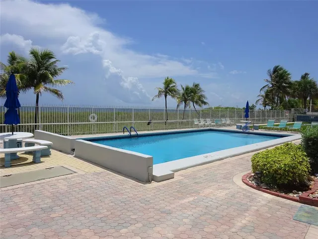 $3,500 | 8 Briny Avenue, Unit 105, Pompano Beach, FL 33062