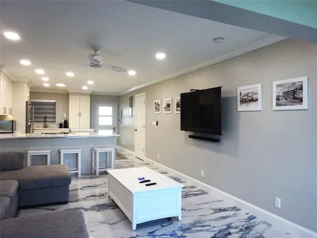 $3,500 | 8 Briny Avenue, Unit 105, Pompano Beach, FL 33062