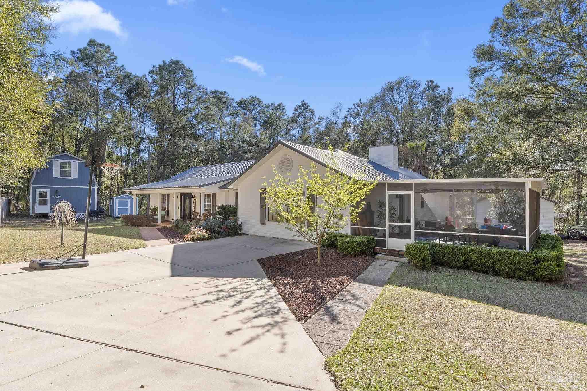 5301 Windham Road Milton, FL 32570 - Photo 1 of 72