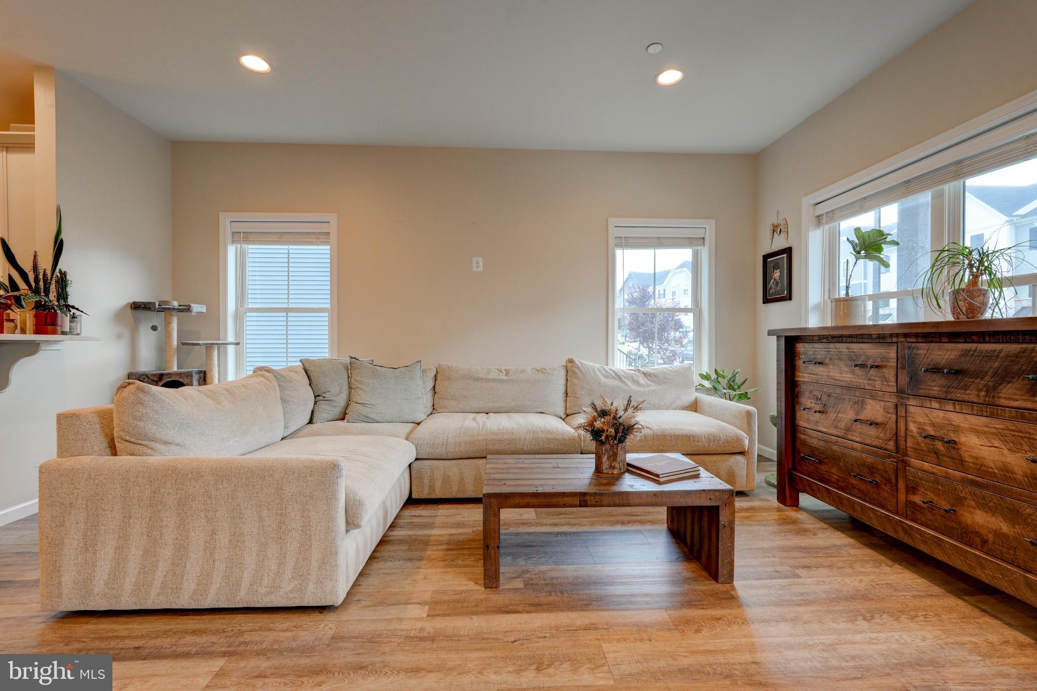 1309 Pedigree Street Frederick, MD 21702 - Photo 3 of 41