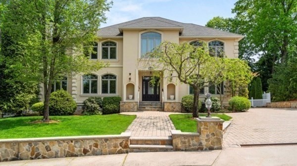 14 Cottonwood Road Newton, MA 02459 - Photo 5 of 40 a front view of a house with a yard