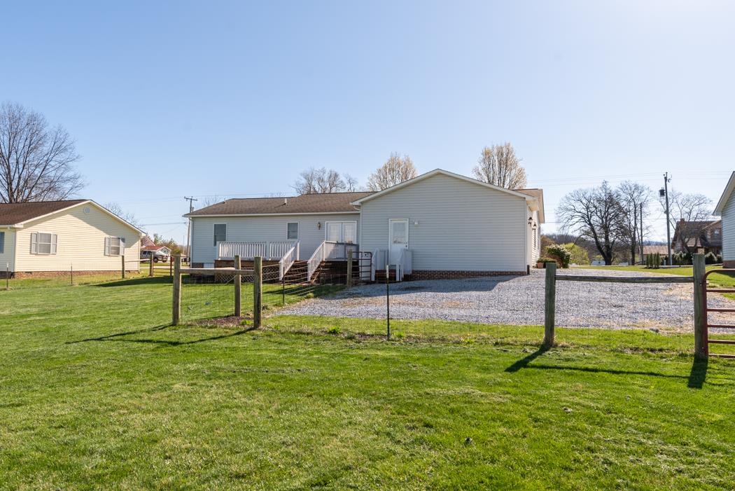 816 Battlefield Road Fort Defiance, VA 24437 - Photo 41 of 49 a house view with a garden space
