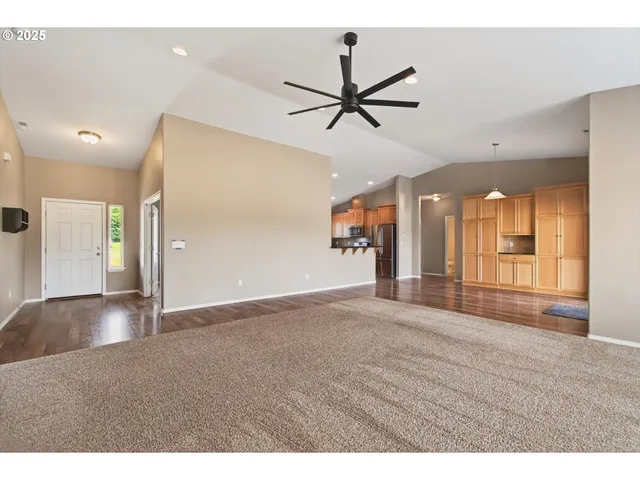 $745,000 | 55 Monroe Drive, Cathlamet, WA 98612