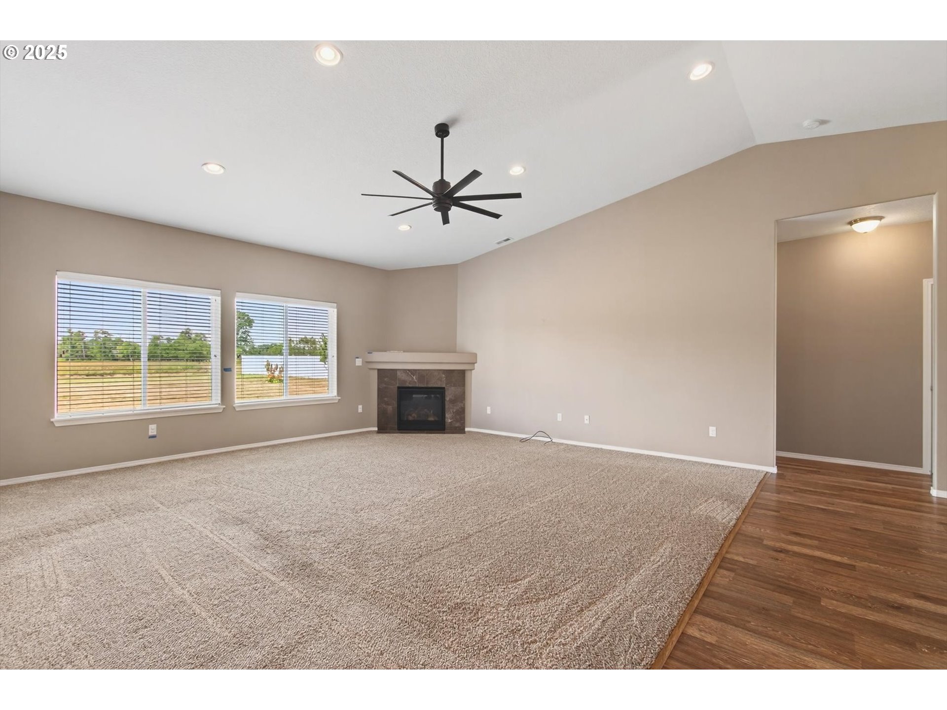 55 Monroe Drive Cathlamet, WA 98612 - Photo 16 of 48 Bedroom, Owner's Suite
