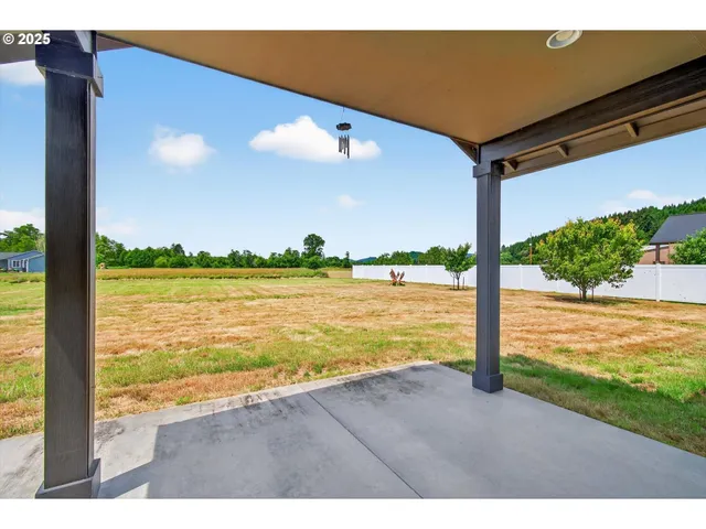 $745,000 | 55 Monroe Drive, Cathlamet, WA 98612