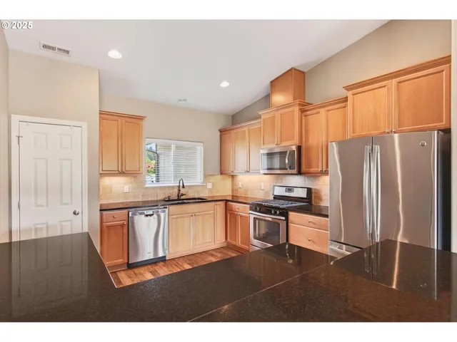 $745,000 | 55 Monroe Drive, Cathlamet, WA 98612