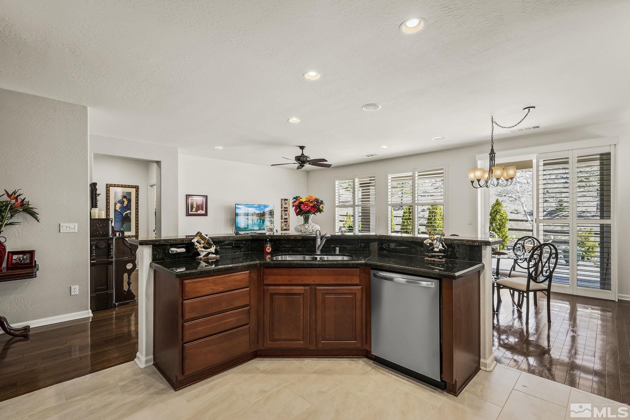 1860 Evergreen Ridge Way Reno, NV 89523 - Photo 10 of 39 Photo 10