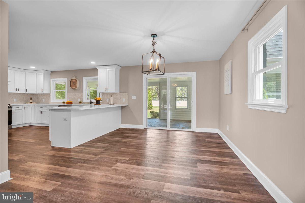1161 Moss Mill Road Hammonton, NJ 08037 - Photo 16 of 54 Dining Room