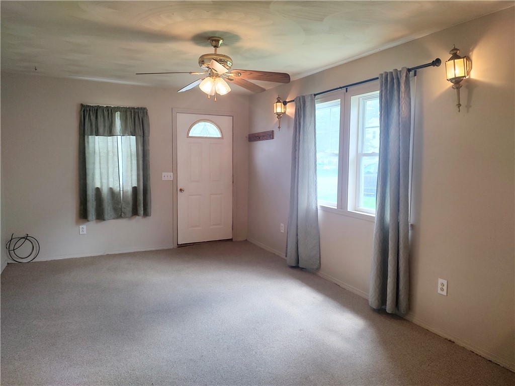 111 East Elizabeth Street Waterloo, NY 13165 - Photo 24 of 41