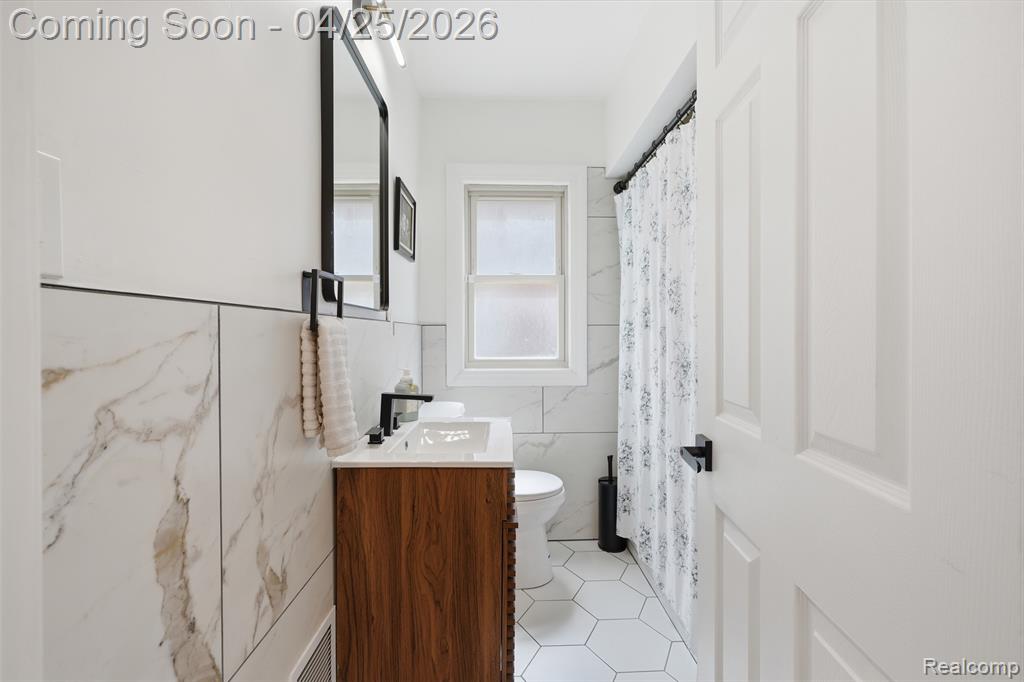 4612 Balfour Road Detroit, MI 48224 - Photo 18 of 48