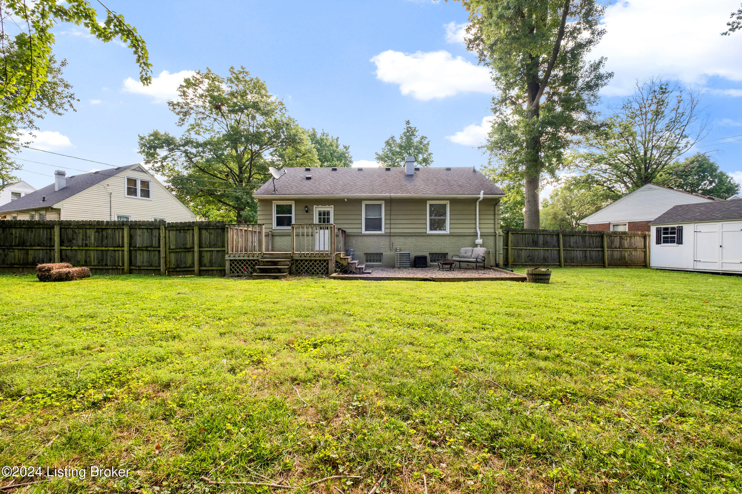 3010 Radiance Road Louisville, KY 40220 - Photo 22 of 25 3010radiance_086