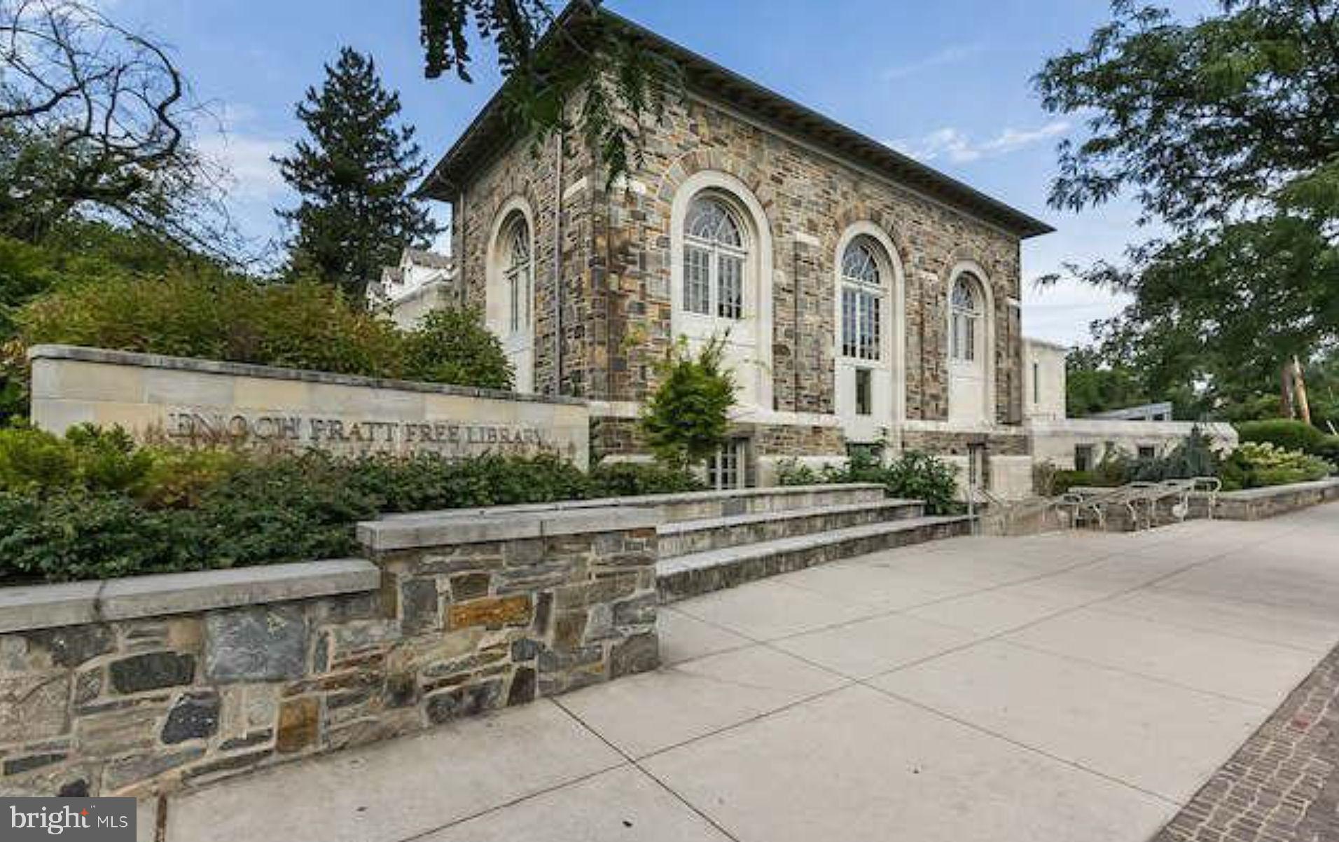 5017 Roland Avenue Baltimore, MD 21210 - Photo 33 of 35 a front view of a house with garden
