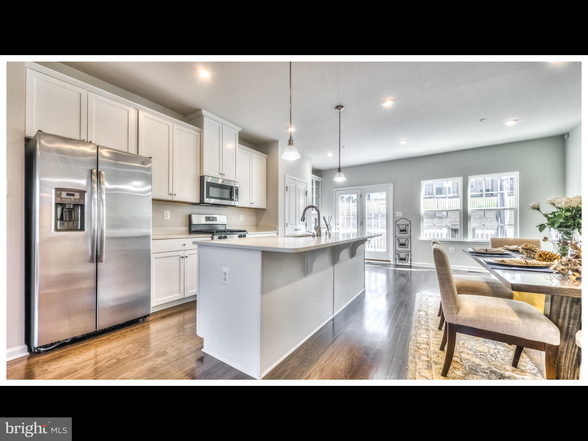 1819 Glen Gate Road Baltimore, MD 21227 - Photo 4 of 33 Gallery Image 4