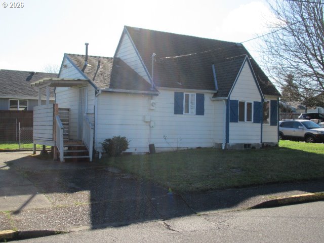 1308 Southwest 8th Street Dallas, OR 97338 - Photo 2 of 27