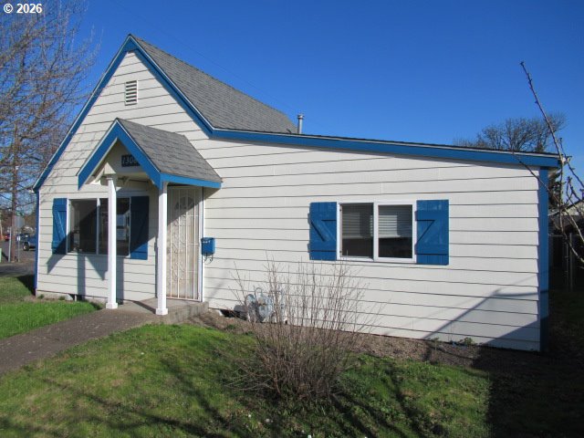 1308 Southwest 8th Street Dallas, OR 97338 - Photo 8 of 27