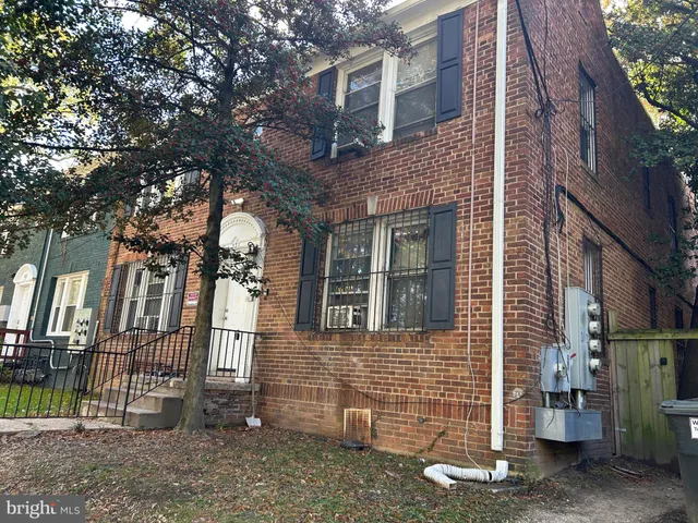 $499,900 | 331 Parkland Place Southeast, Washington, DC 20032