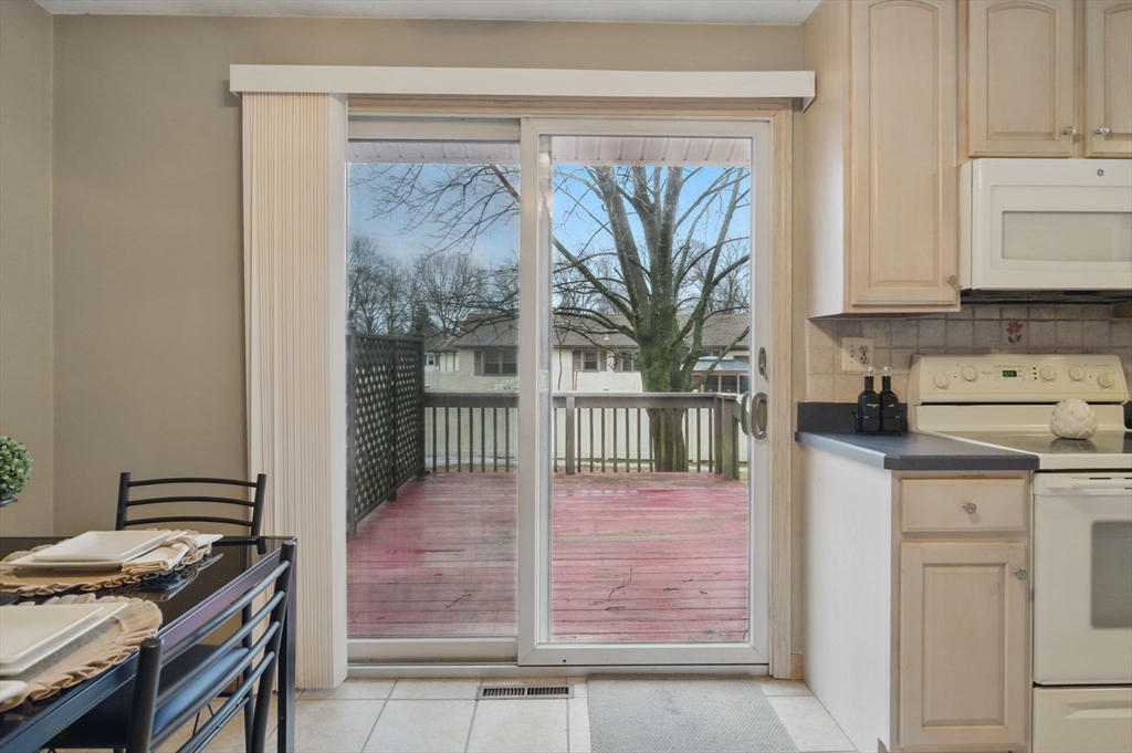 79 Wanda Street Chicopee, MA 01013 - Photo 17 of 38 Gallery Image 17