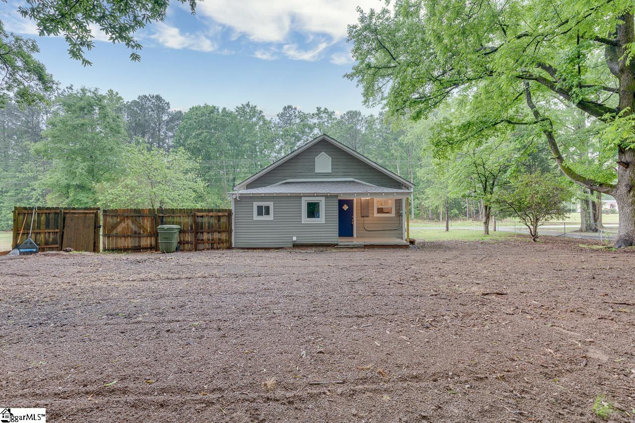 1427 Charlottes Road Clinton, SC 29325 - Photo 22 of 23 Gallery Image 22