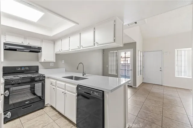 $2,350 | 1113 Turquoise Street, Hemet, CA 92543