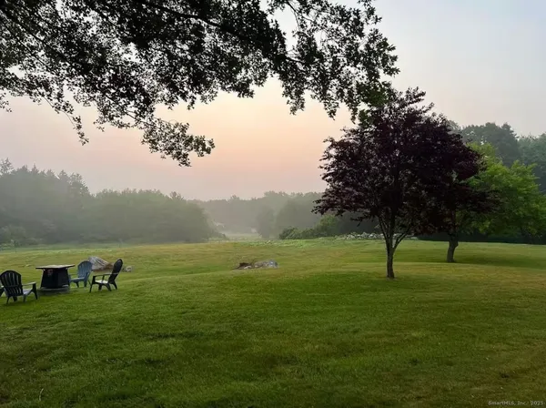 $3,200 | 740 Little City Road, Haddam, CT 06441