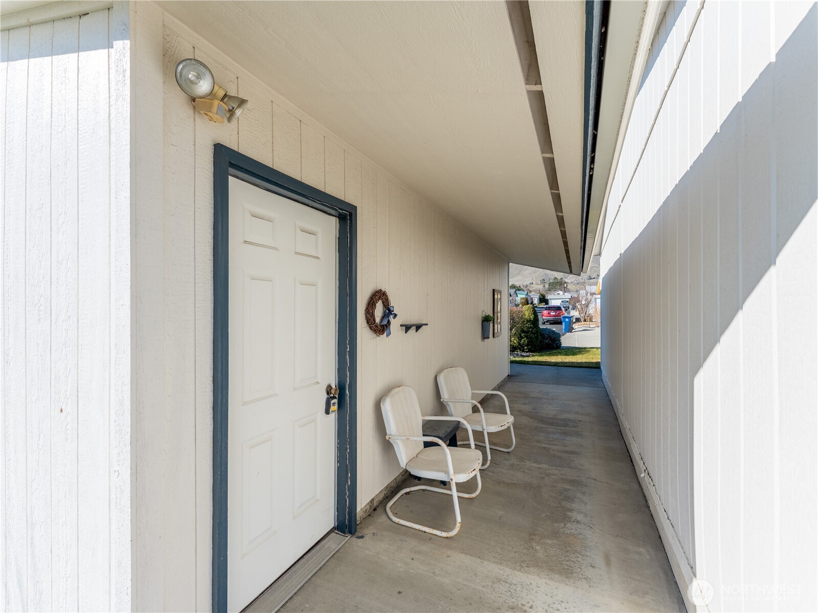913 Meadow Ridge Drive Wenatchee, WA 98801 - Photo 33 of 36 Gallery Image 33