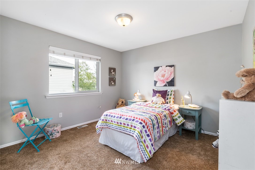 24002 22nd Avenue West Bothell, WA 98021 - Photo 14 of 25