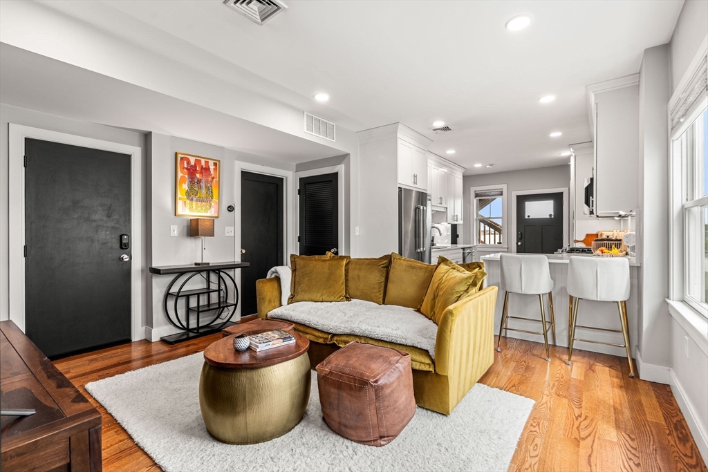 66 Falcon Street, Unit 4 Boston, MA 02128 - Photo 3 of 17