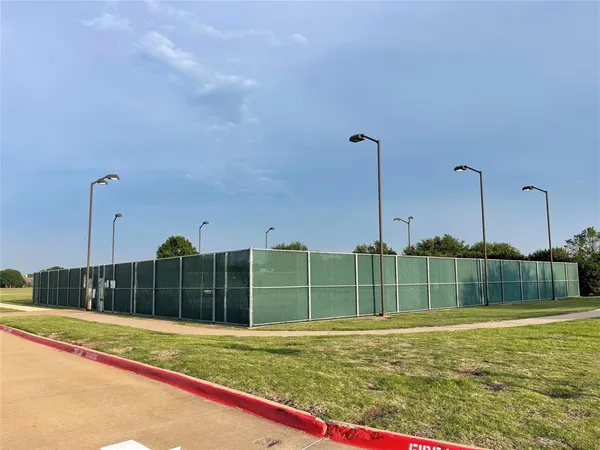 $2,750 | 9597 Fairmont Drive, Frisco, TX 75035