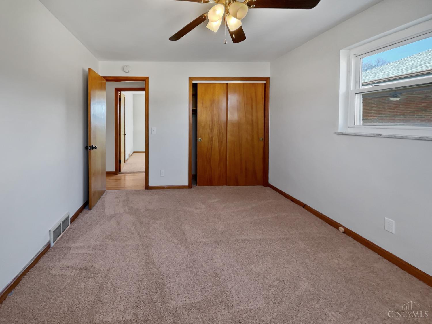 3347 Rocker Drive Cincinnati, OH 45239 - Photo 14 of 20 Gallery Image 14