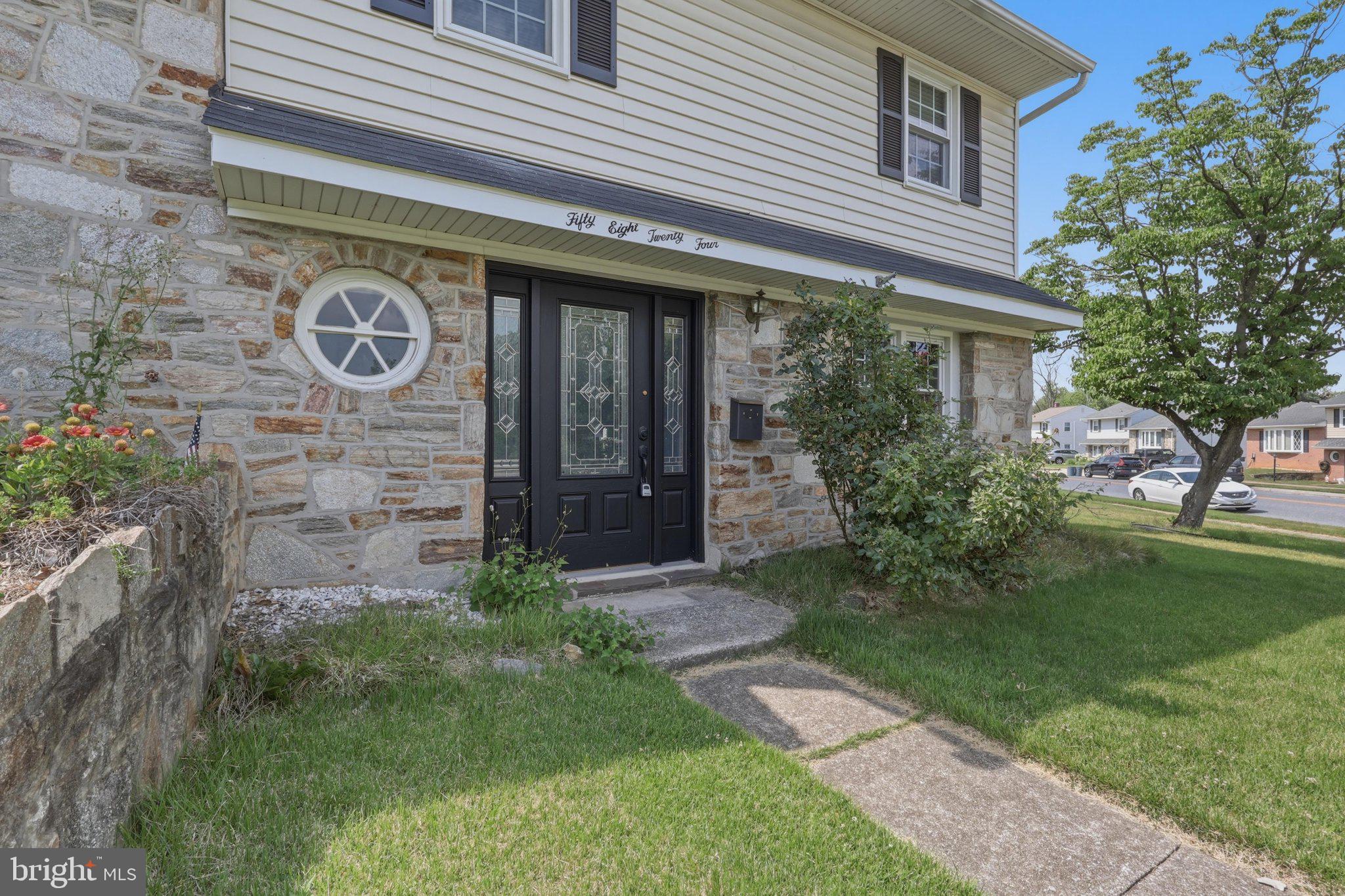 5824 Oakland Road Baltimore, MD 21227 - Photo 6 of 43 IMG_0078