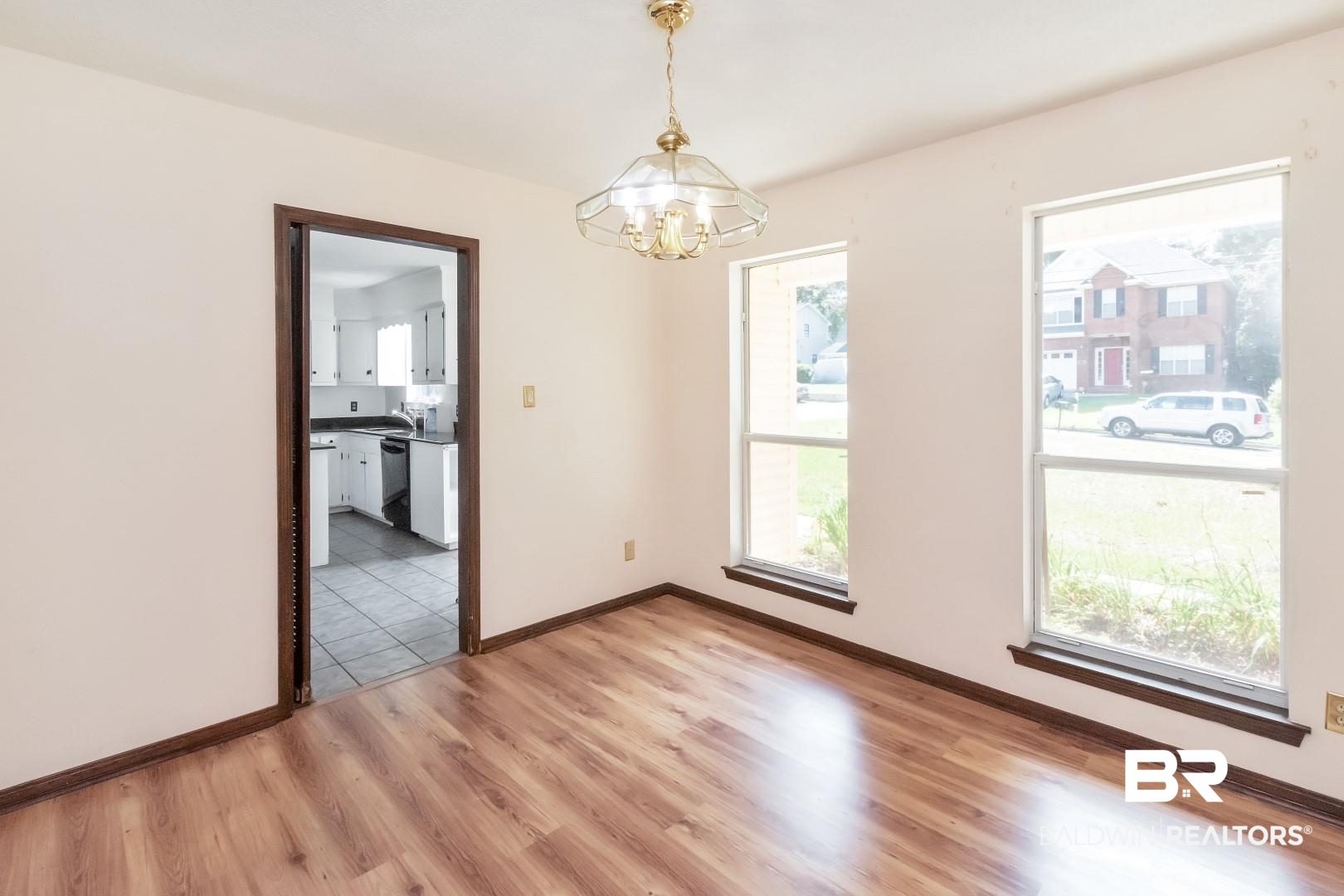 955 Louise Avenue Mobile, AL 36609 - Photo 5 of 30
