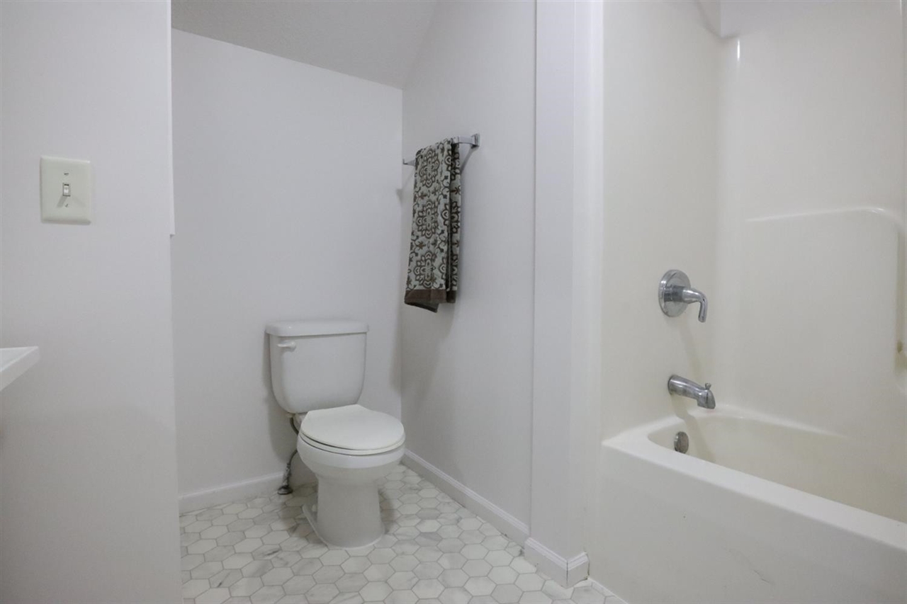 11493 Hall Road Whitmore Lake, MI 48189 - Photo 22 of 31 Gallery Image 22