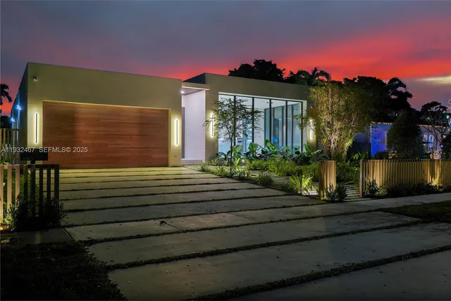 $1,980,000 | 830 Oriole Avenue, Miami Springs, FL 33166