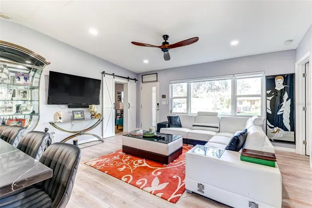 $415,999 | 740 Naples Drive, Orlando, FL 32804