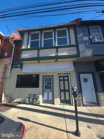 $1,200 | 707 Long Lane, Unit 2F, Upper Darby, PA 19082