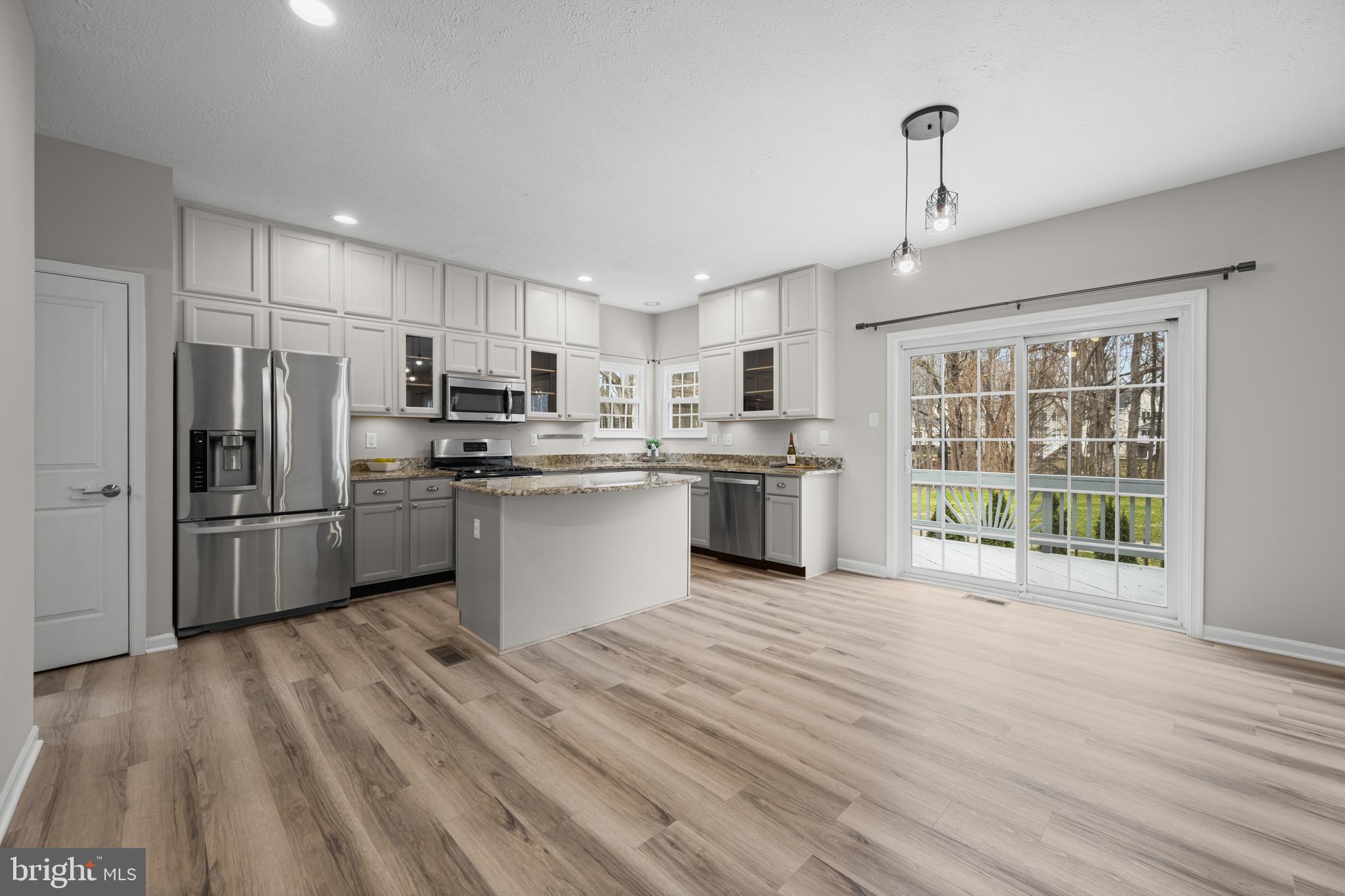 2444 Hightee Court Crofton, MD 21114 - Photo 11 of 68 Kitchen