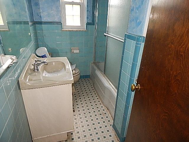 4725 McAnulty Road Whitehall, PA 15236 - Photo 17 of 23 Gallery Image 17