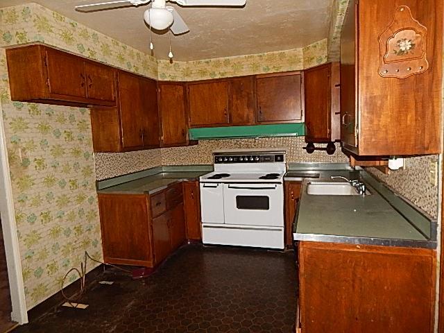 4725 McAnulty Road Whitehall, PA 15236 - Photo 7 of 23 Gallery Image 7